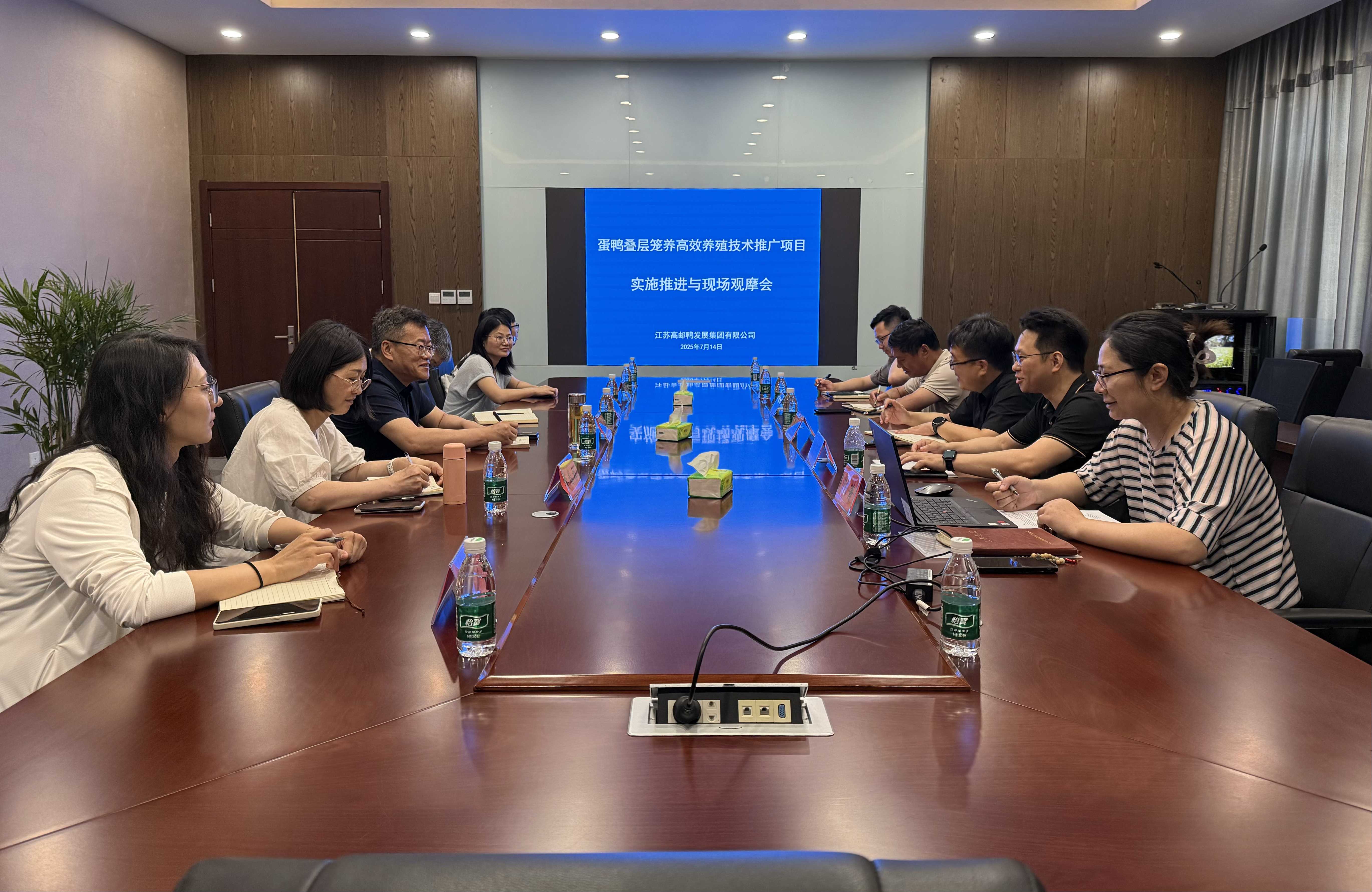 國家重點研發計劃“蛋鴨疊層籠養高